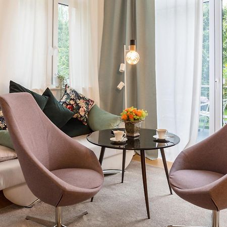 Apartment Am Apfelbaum ロイトリンゲン エクステリア 写真